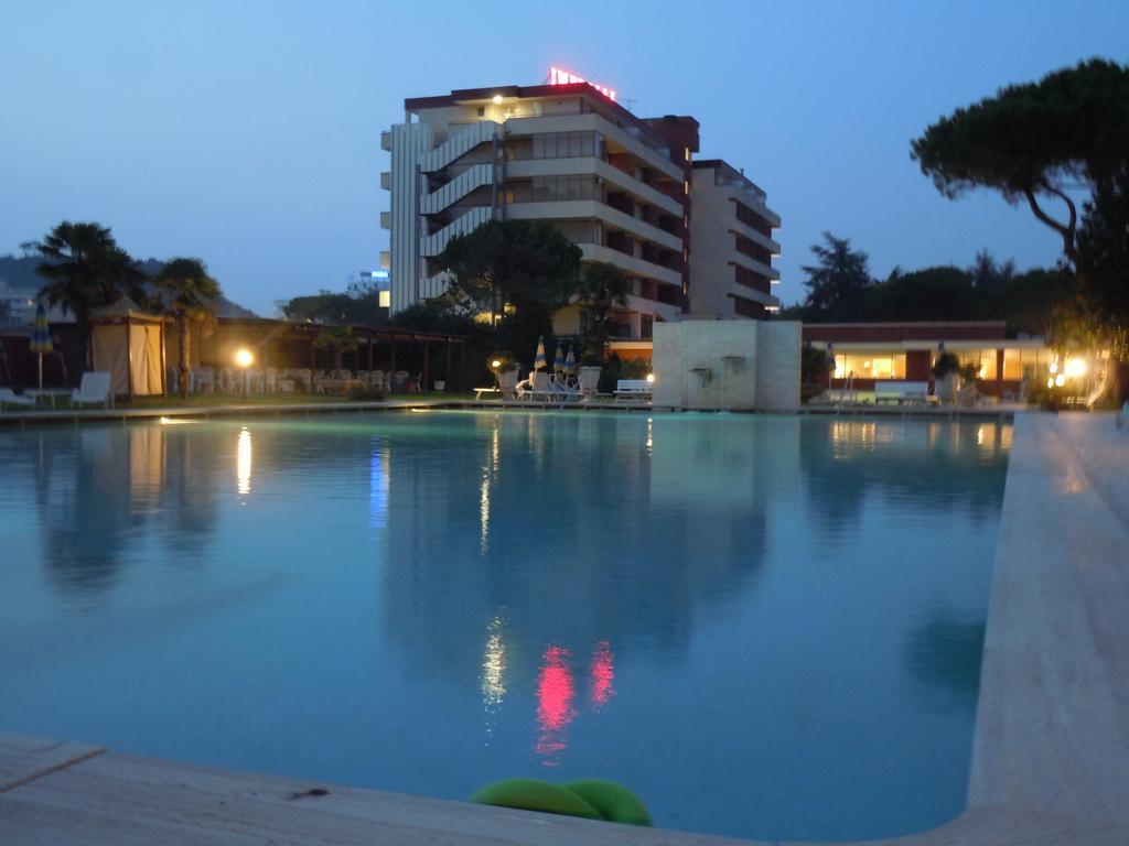 Hotel Terme Imperial Montegrotto Terme Dış mekan fotoğraf