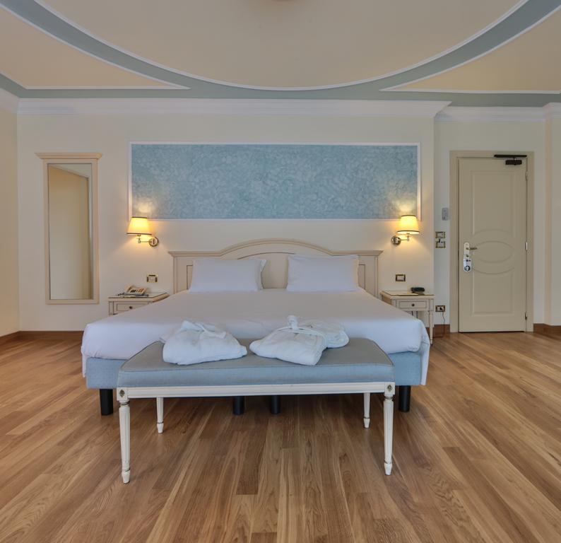 Hotel Terme Imperial Montegrotto Terme Oda fotoğraf