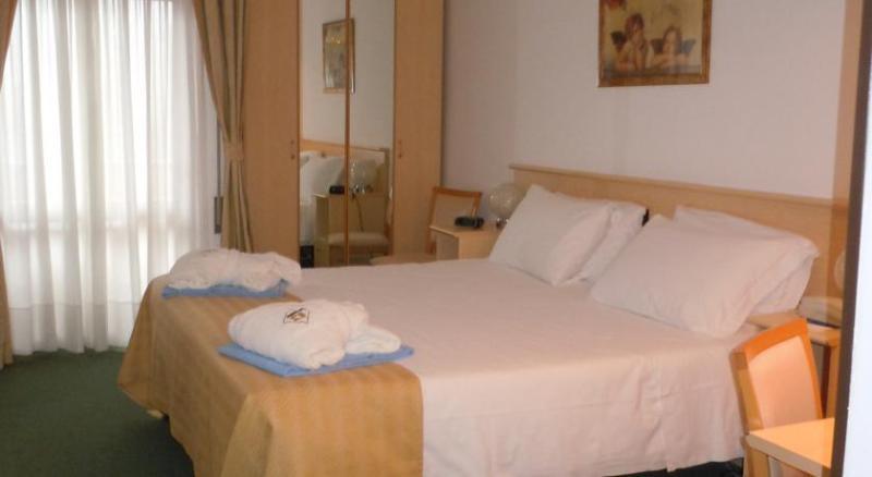 Hotel Terme Imperial Montegrotto Terme Dış mekan fotoğraf