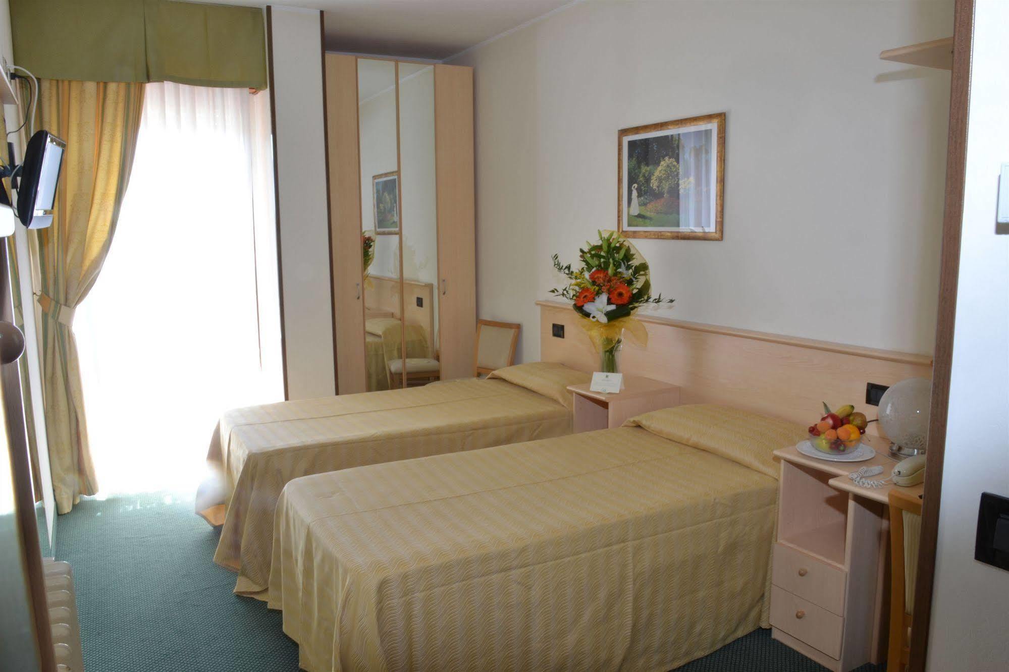 Hotel Terme Imperial Montegrotto Terme Dış mekan fotoğraf